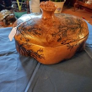 Fiddle wood maple box